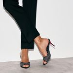 Christian Louboutin Shop – Exklusive apostropha mule mesh strass – 3240795b803 High Heels von Christian Louboutin
