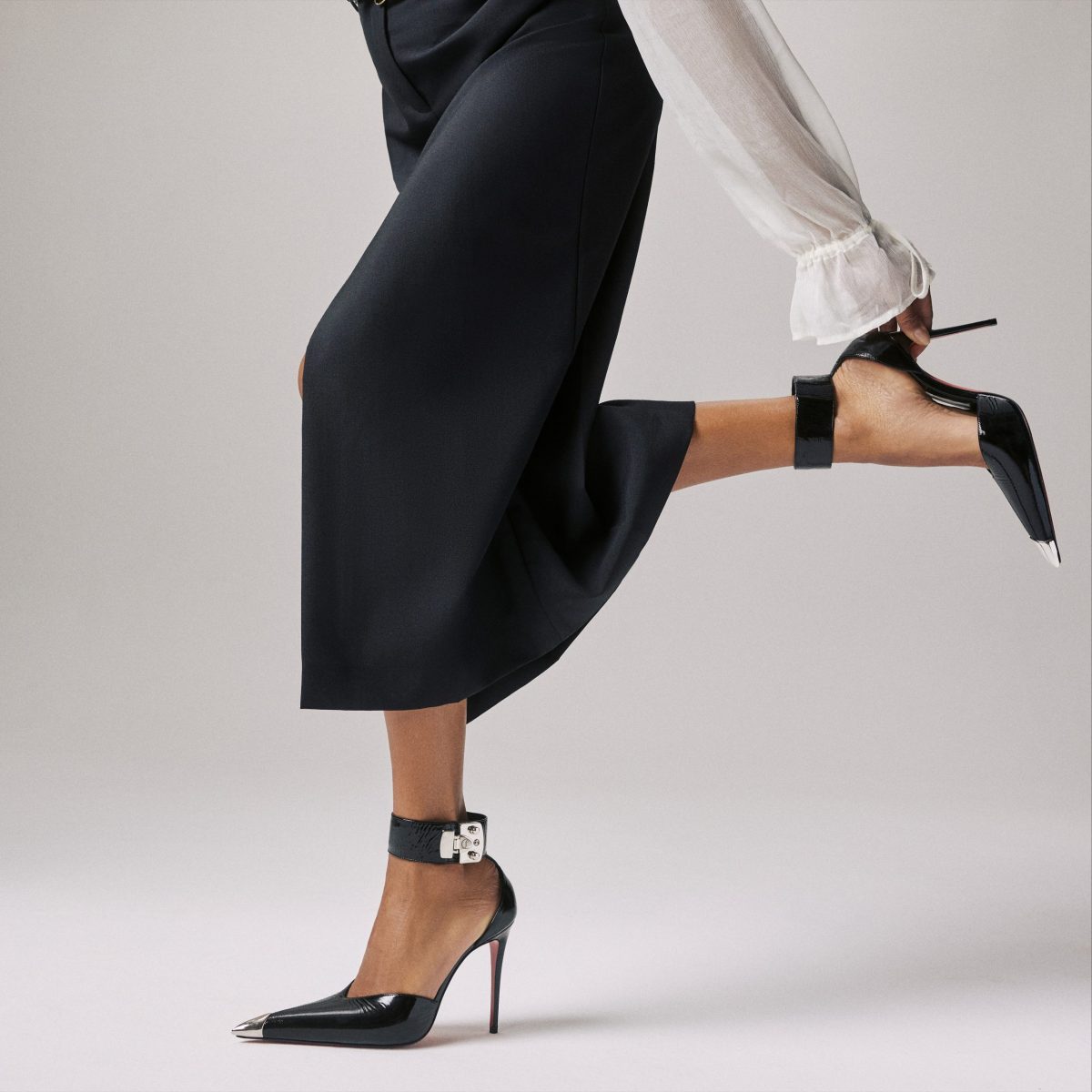 Christian Louboutin Shop – Exklusive lock me up pump – 1250017b439 High Heels von Christian Louboutin